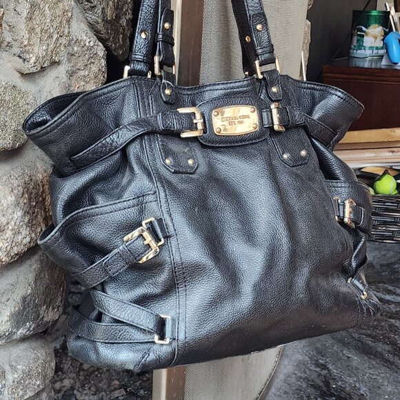 Michael Kors Gansevoort Large Leather NS Tote Bag - Picture 7 of 16